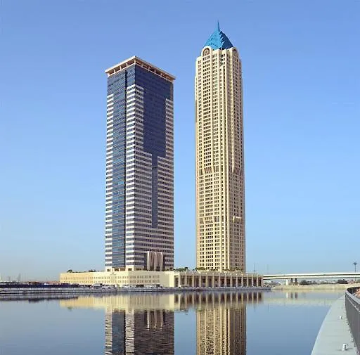 Bnbme - Churchill Tower Apartment Dubai